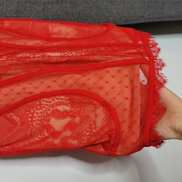 BEBE red lace dress - Picture 12 of 17